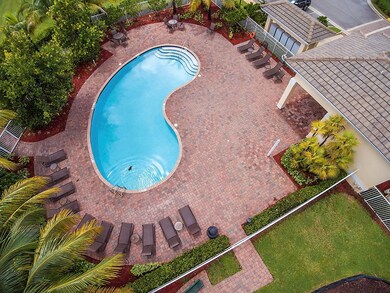 7644 Foxcroft Ln, Davie, FL 33328 - photo 5