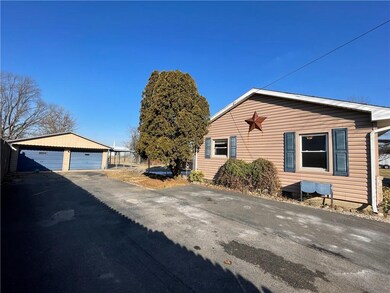 404 E Forest Home St, Roachdale, IN 46172 - photo 5