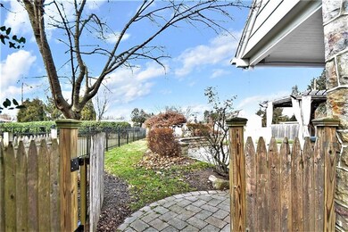 1627 W Greenleaf St, Allentown, PA 18102 - photo 4