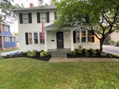 465 E Dunedin Rd, Columbus, OH 43214 - photo 5