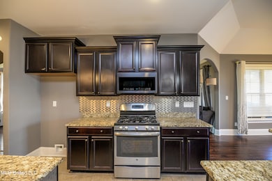 7127 Carriebrook Dr, Olive Branch, MS 38654 - photo 5