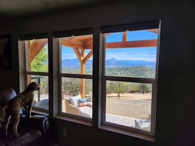 198 Flamingo Dr, Eagle Point, OR 97524 - photo 3