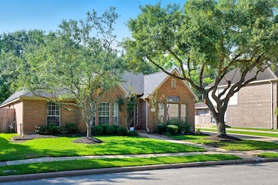 3014 Cherry Mill Ct, Houston, TX 77059 - photo 3