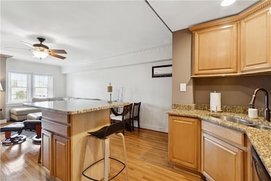 807 W 48th St unit 701, Kansas City, MO 64112 - photo 5