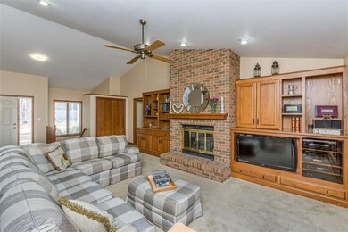 3540 Timberline Dr NE, Cedar Rapids, IA 52402 - photo 6