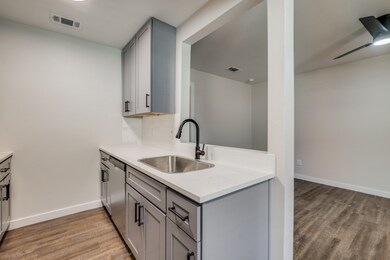 5909 Gaston Ave unit 207, Dallas, TX 75214 - photo 5