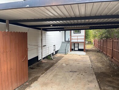 2910 NW 28th St, Fort Worth, TX 76106 - photo 4