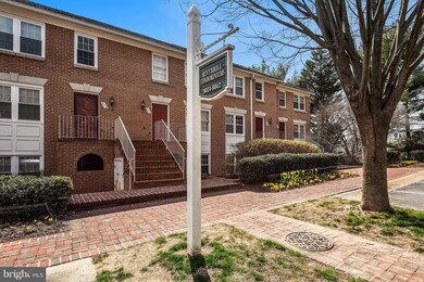 8032 Quarry Ridge Way, Bethesda, MD 20817 - photo 2