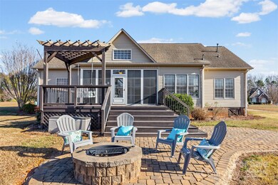 310 Clarendon Estates Dr, Clover, SC 29710 - photo 6