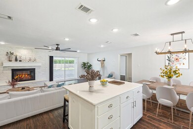 1584 Arvel Cir, Azle, TX 76020 - photo 5