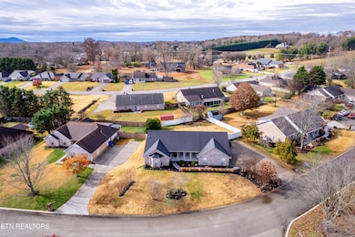 1213 N Wingate Way, Maryville, TN 37803 - photo 2