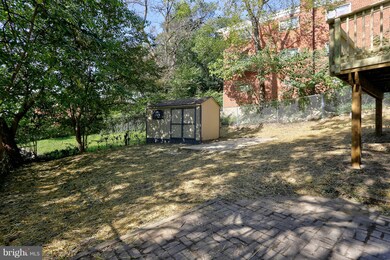 849 Berkshire Dr, Hyattsville, MD 20783 - photo 4