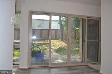 2302 Greenery Ln unit 102, Silver Spring, MD 20906 - photo 5