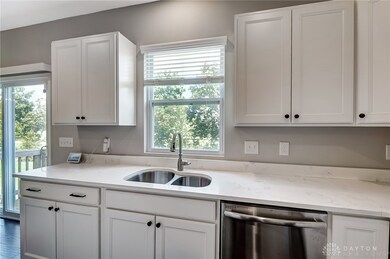 5688 Arbor Park Dr, Liberty Township, OH 45044 - photo 4