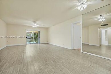 8527 Old Country Manor unit 508, Davie, FL 33328 - photo 5