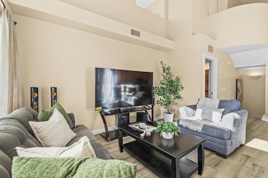 1386 Serena Cir unit 1, Chula Vista, CA 91910 - photo 5