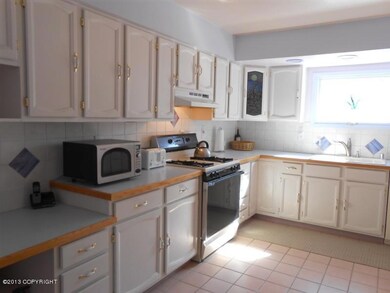 Kitchen 3