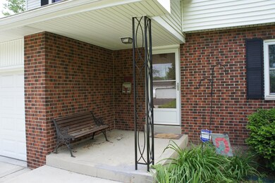 5400 Vinewood Ct, Columbus, OH 43229 - photo 3