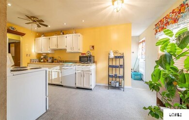 830 N Hamilton St, Lincoln, IL 62656 - photo 6