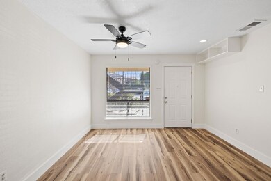 1705 Crossing Place unit 117, Austin, TX 78741 - photo 3