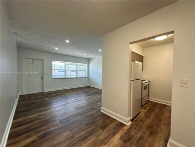 2300 Madison St unit 206, Hollywood, FL 33020 - photo 5