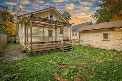 1217 E Alcott-17