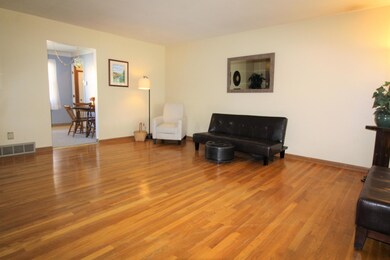 6466 Ambleside Dr, Columbus, OH 43229 - photo 4