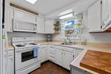 124 Columbia Ave, Brunswick, ME 04011 - photo 4