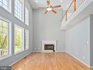 25850 Donegal Dr, Chantilly, VA 20152 - photo 6