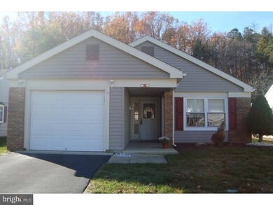 90 Buckingham Dr, Southampton, NJ 08088 - photo 2