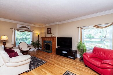 3027 Wilson Ave SW, Cedar Rapids, IA 52404 - photo 6