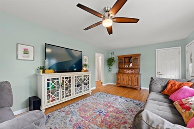 3432 Laporte St, Highland, IN 46322 - photo 4