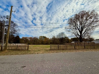 3520 Cook Rd, Memphis, TN 38109 - photo 2