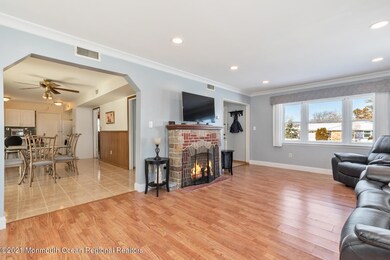 Living Room 3