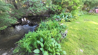 239 U S 3, Lincoln, NH 03251 - photo 2