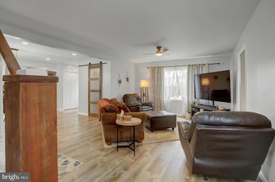 16726 Broadfording Rd, Hagerstown, MD 21740 - photo 3