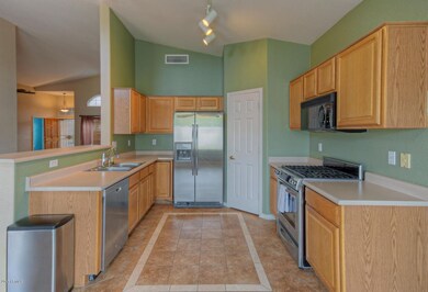 4262 E Maya Way Cave Creek AZ-large-006-
