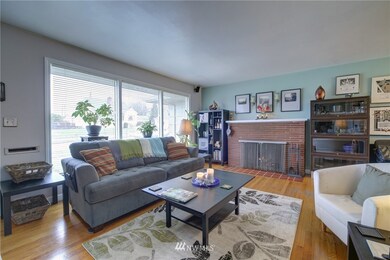 unlisted-address, Everett, WA 98201 - photo 3