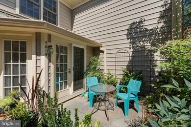 5819 Linden Square Ct, Rockville, MD 20852 - photo 3