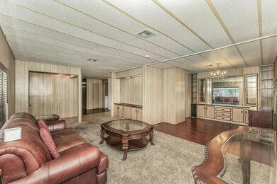 1701 Dinuba Ave unit 1, Selma, CA 93662 - photo 7