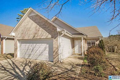 5051 Cantebury Ct, Center Point, AL 35215 - photo 2