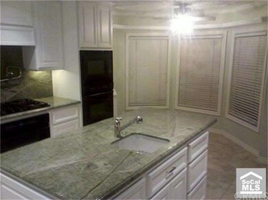 Kitchen Island & Nook