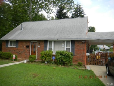 103 W Brookdale St, Allentown, PA 18103 - photo 2