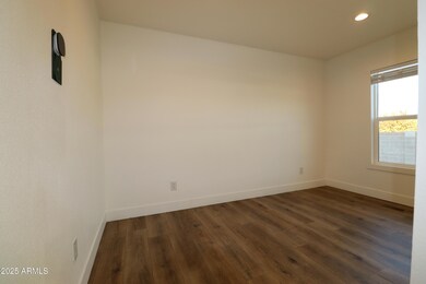 Dining / Flex Space