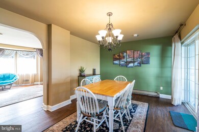 413 Heston Ave, Norristown, PA 19403 - photo 6