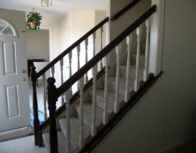 Entry/Foyer.