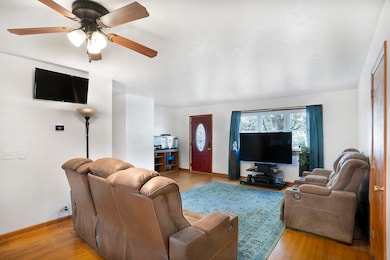 922 S Oak Ave, Aurora, MO 65605 - photo 7