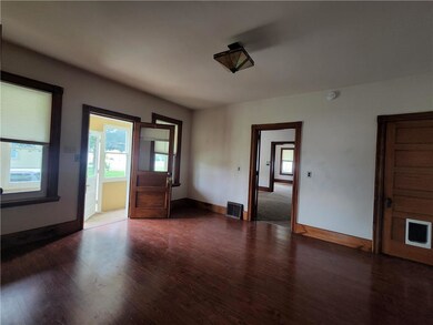 445 Daniels Rd, Nazareth, PA 18064 - photo 2