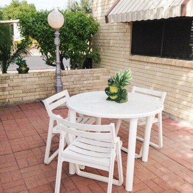 942 Santa Anna Dr, Alamo, TX 78516 - photo 4