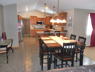 3827 E Mockingbird Ln, Byron, IL 61010 - photo 6